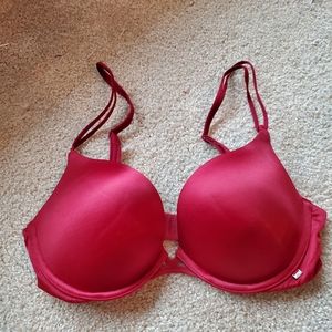 Victoria's Secret red bra, 32D